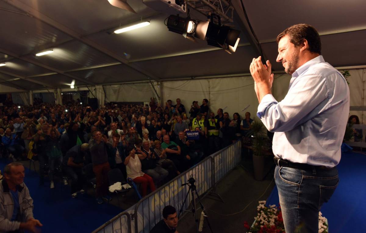 Salvini a valanga su Twitter: ​il 76% di chi ne parla sta con lui