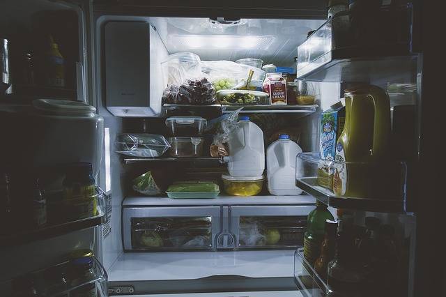 Conservare i cibi: come organizzare il frigorifero