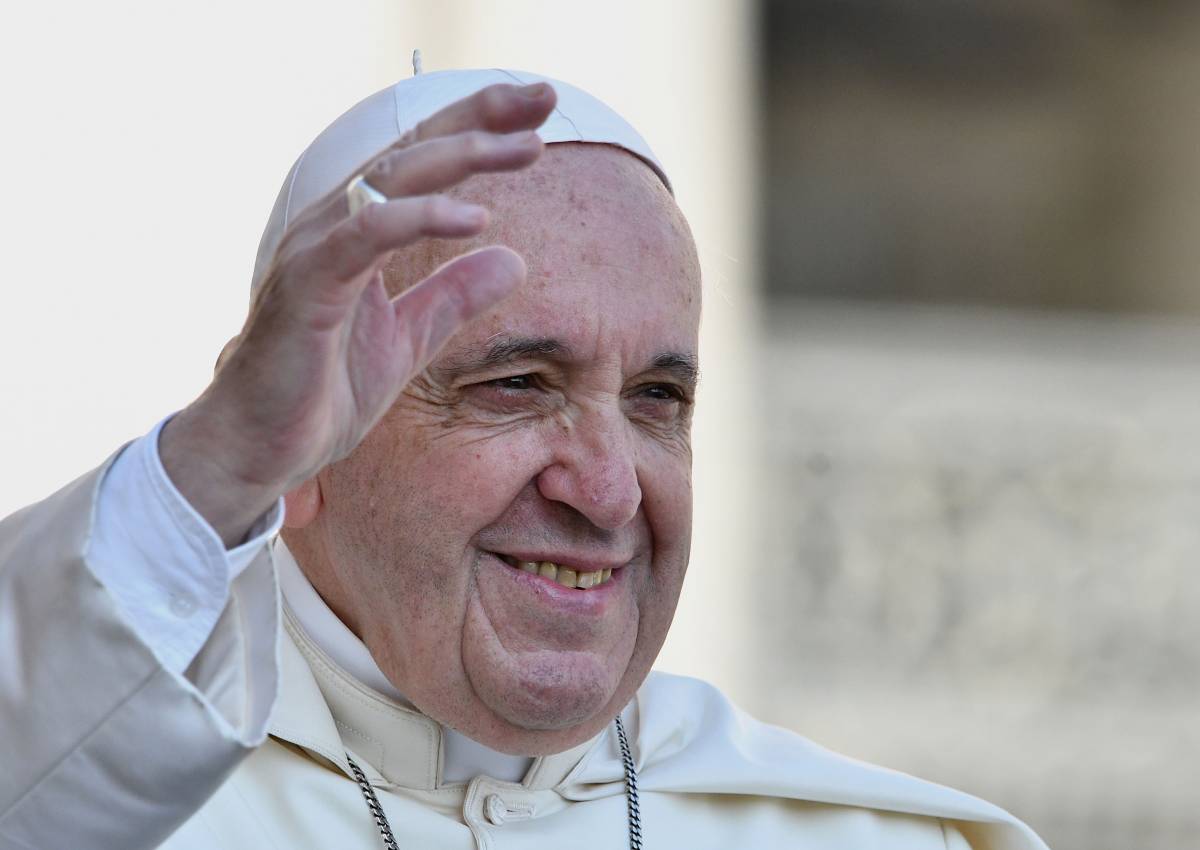 Papa Francesco regala gelati ai migranti della Diciotti accolti dalla Chiesa