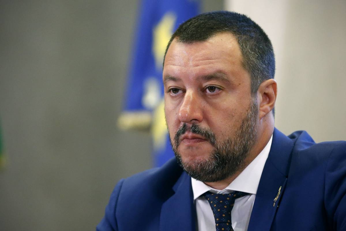 Lega, Salvini sfida le toghe: "Temete l'ira dei giusti"