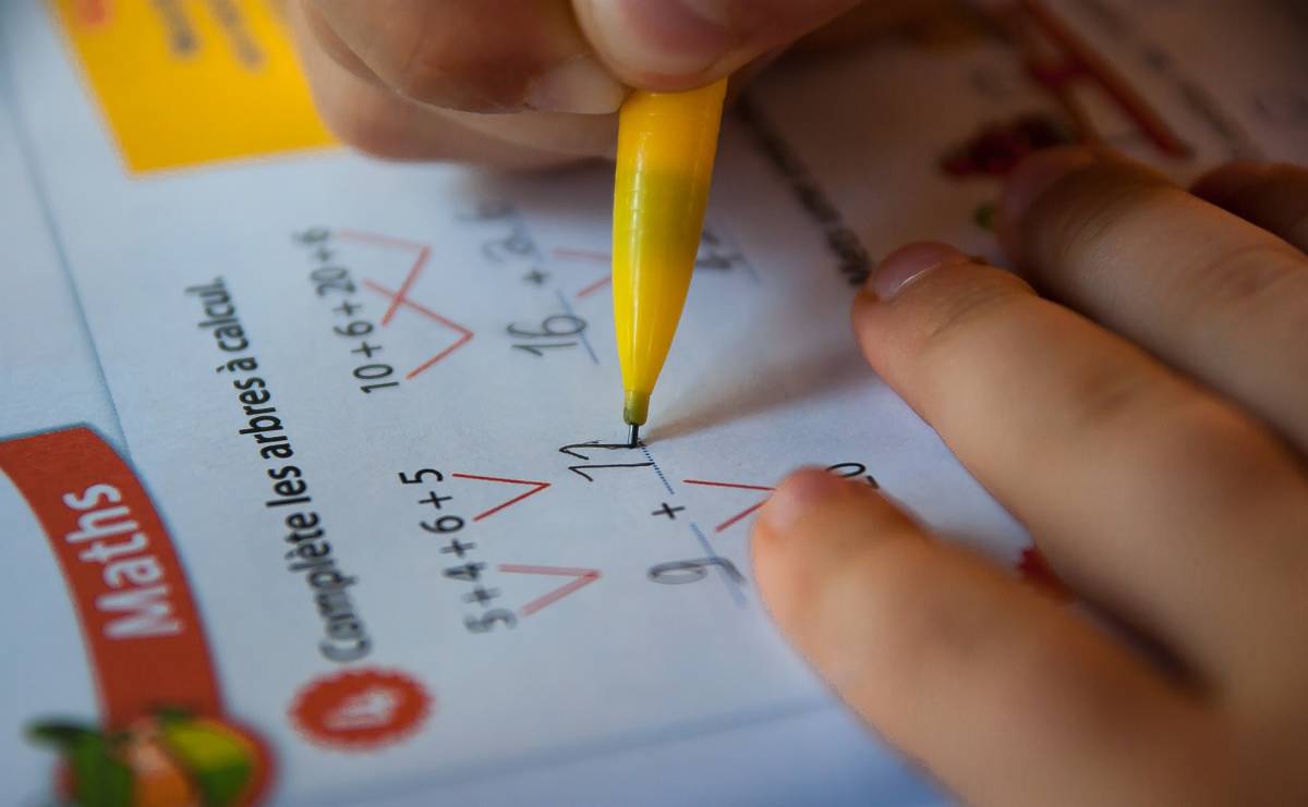 Maturità 2019: "Il Miur ha copiato il test di matematica da un manuale russo"