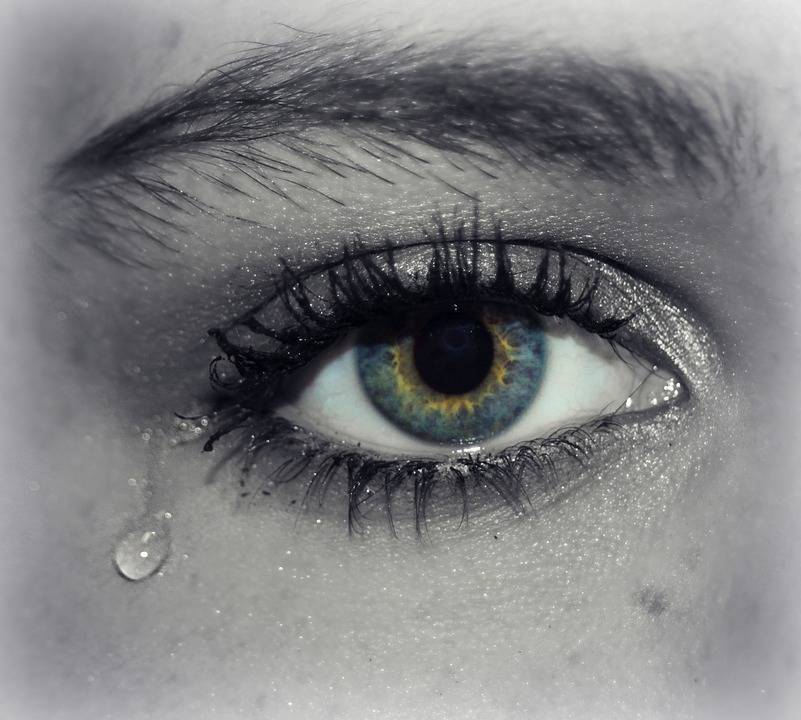 Le lacrime sono importanti, 1 persona su 3 soffre di occhio secco