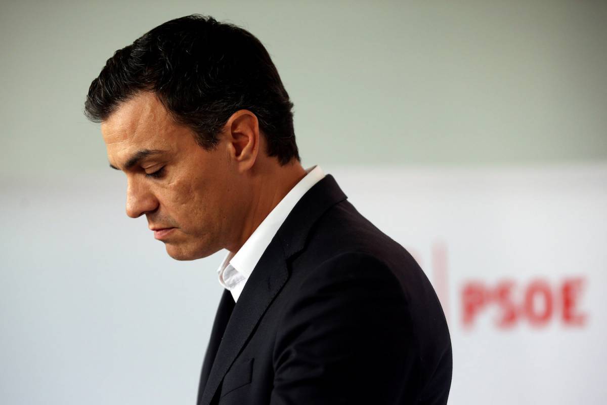 Sanchez perde l'Andalusia: 12 seggi all'estrema destra