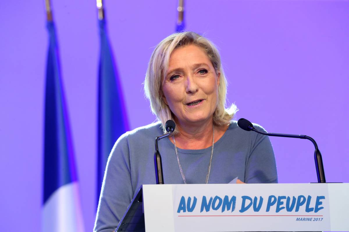 Parità Le Pen-Macron. Il sondaggio spaventa Parigi e Bruxelles