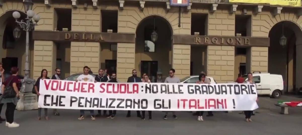 Torino, protesta mamme graduatoria voucher: “Italiani penalizzati”