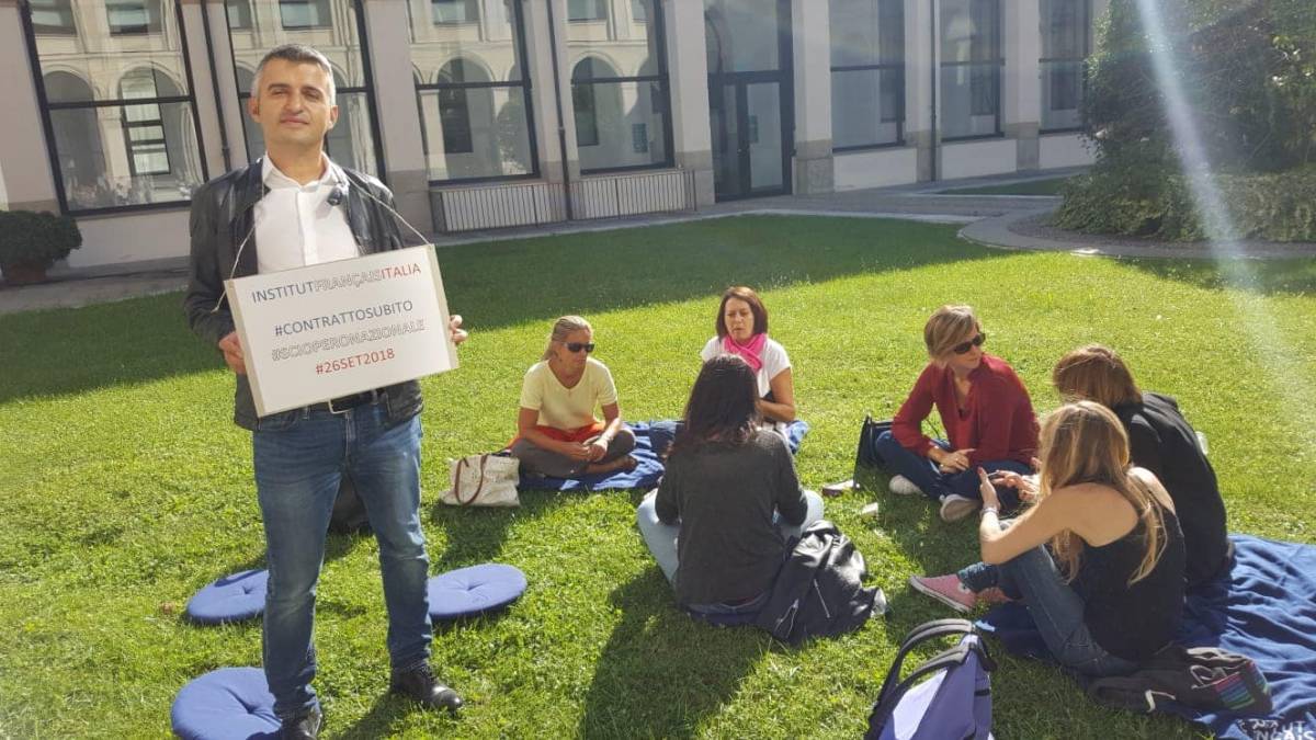 Stop all'accordo con Ifi: i prof scioperano  contro il governo Macron