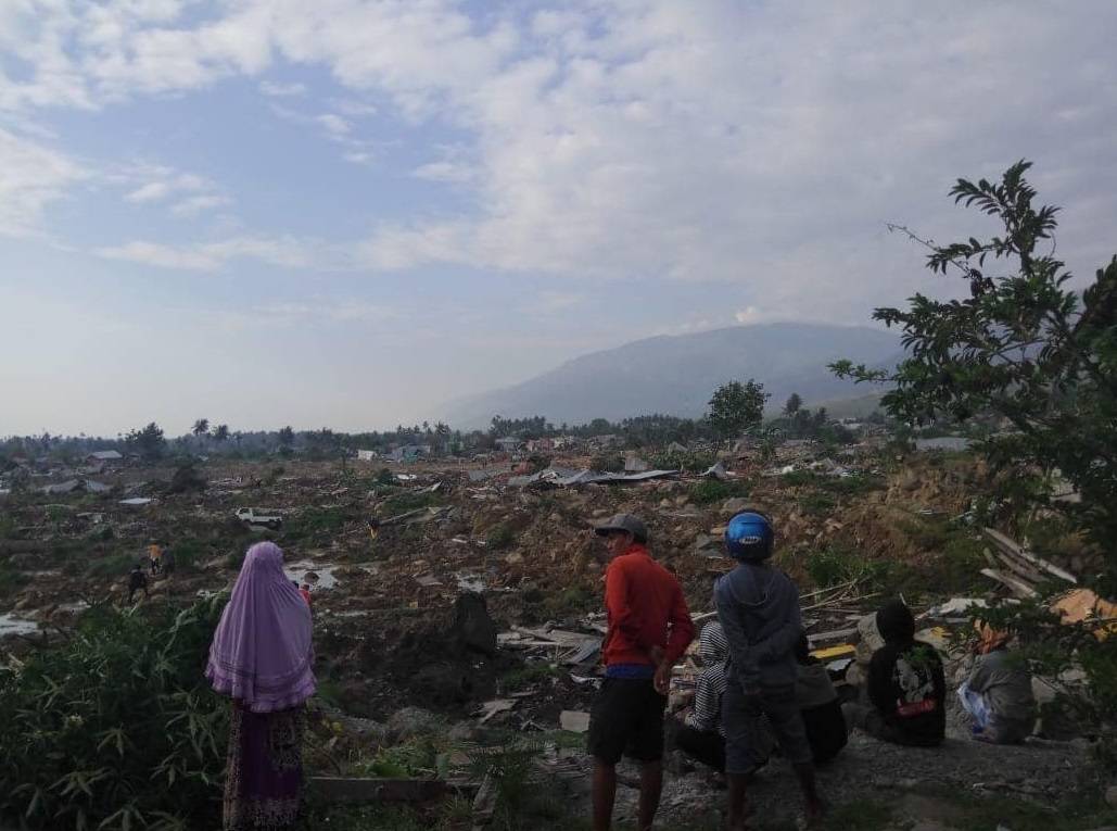 Ecatombe in Indonesia. Oltre 800 i morti per terremoto e tsunami