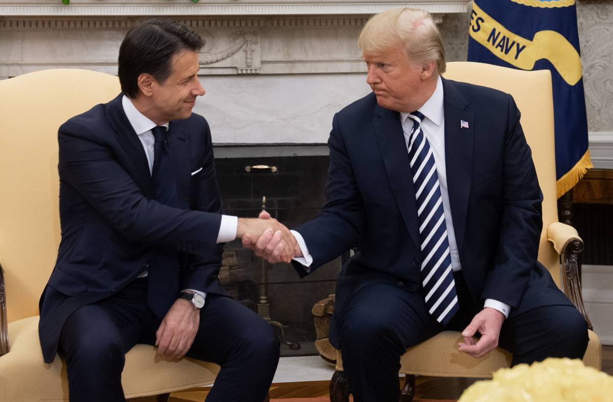 L'Italia bastonata dall'Europa incassa il sostegno di Trump