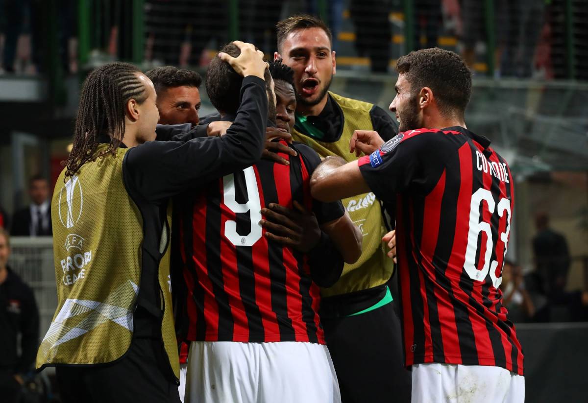 Il Milan rimonta l'Olympiakos: Cutrone e Higuain stendono 3-1 i greci