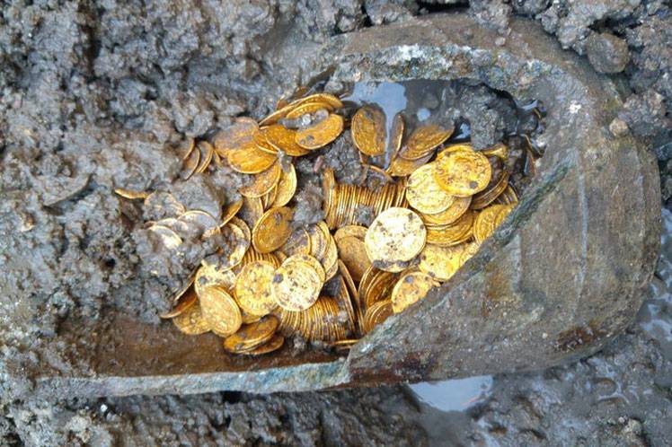 Le monete d'oro trovate a Como e un mistero lungo 1500 anni