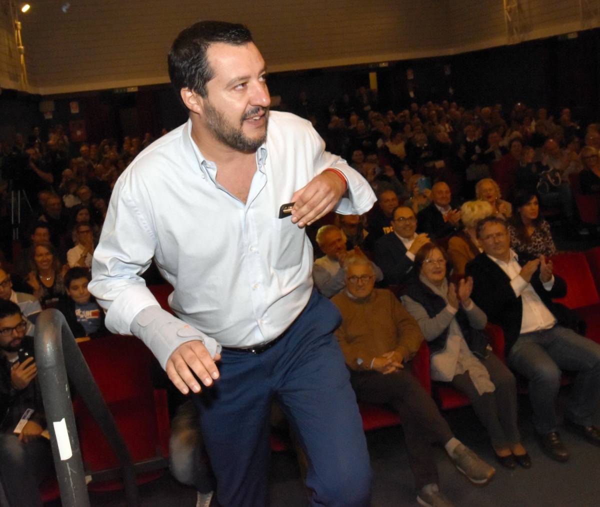 Salvini blinda l'alleanza: "Io fedele al centrodestra"