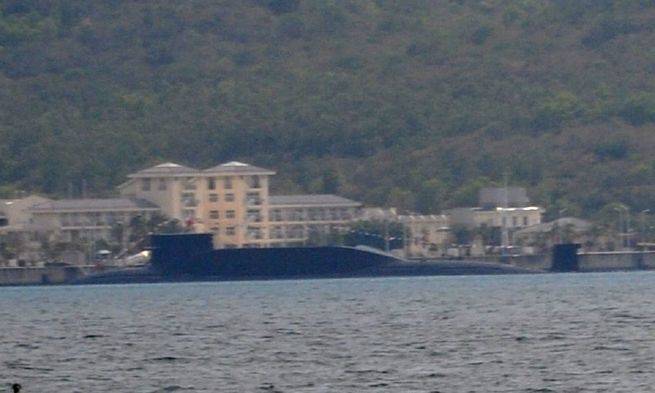 Cina, quattro nuovi sottomarini strategici in produzione