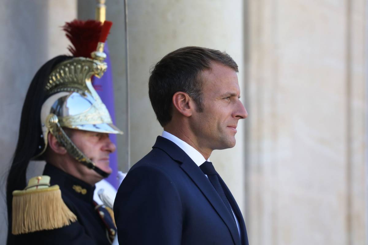 L'ultima gaffe di Macron: "Petain? Un grande soldato"