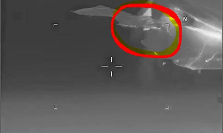 A pochi metri dalla collisione: caccia russo sfiora velivolo Usa