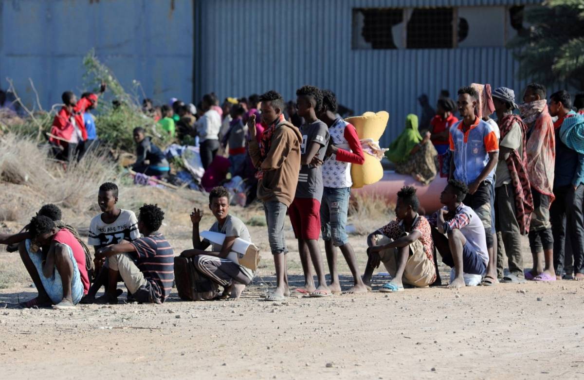 Libia, abusi sui minori nei campi finanziati dall'Ue: "Un inferno in terra"