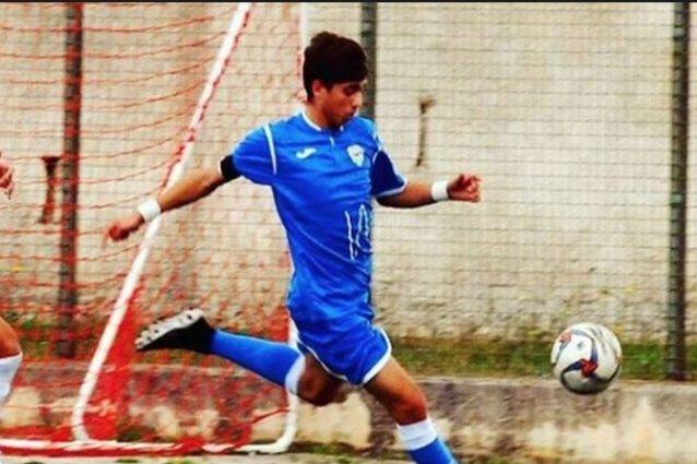 Fasano, suicida giovane calciatore