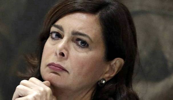 L'appello della Boldrini: "Senatori 5S opponetevi al decreto Sicurezza"