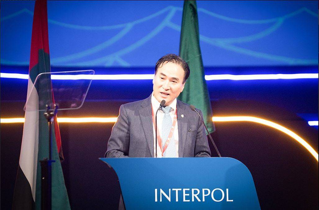 Seul si prende l'Interpol. Schiaffo al Cremlino: bocciato l'uomo di Putin