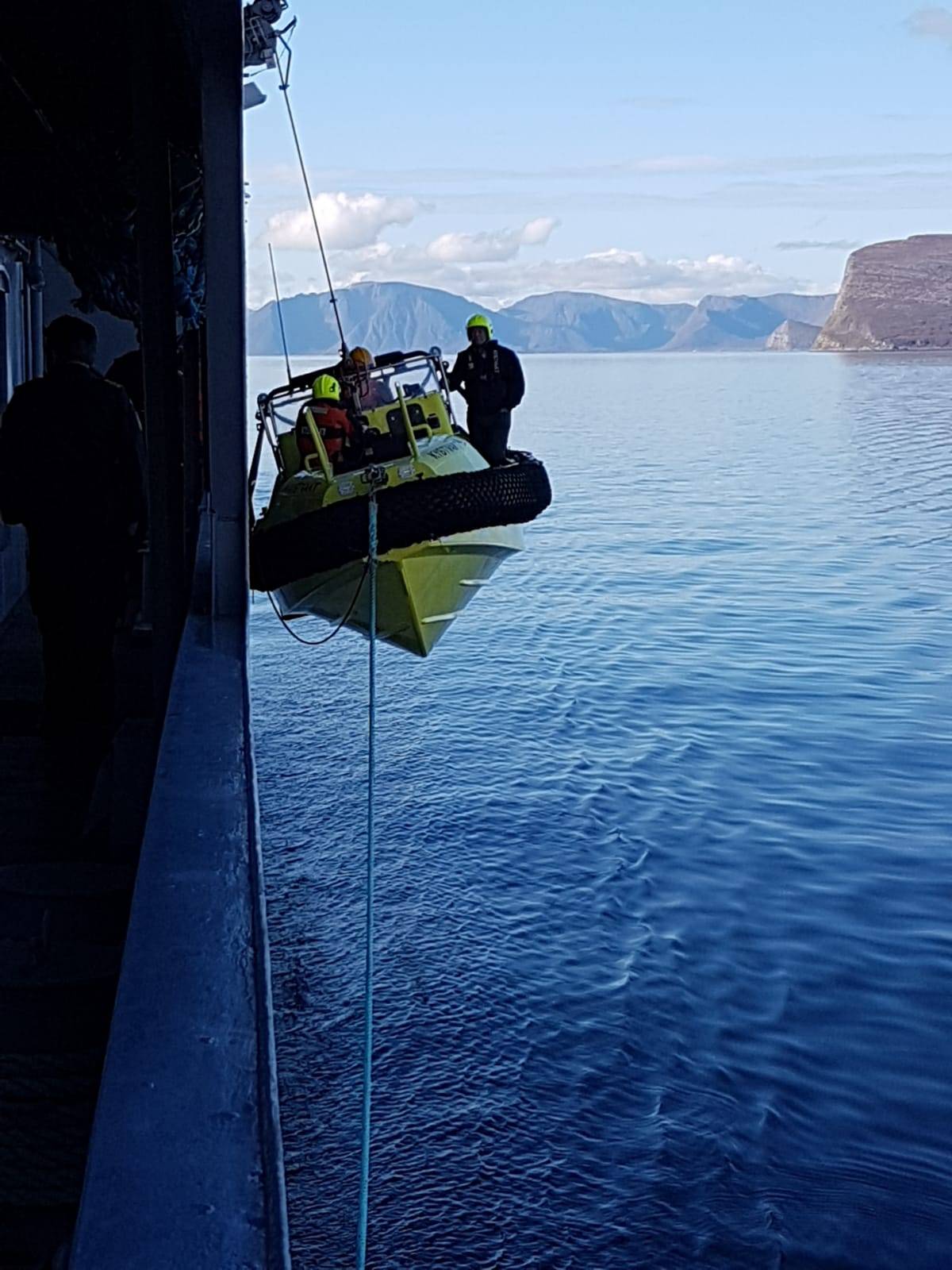 Nel mare di Barents con la Marina norvegese per pattugliare le acque contro il «black fish»