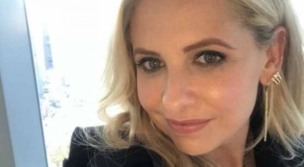 Sarah Michelle Gellar nel mirino degli haters per uno scatto sexy