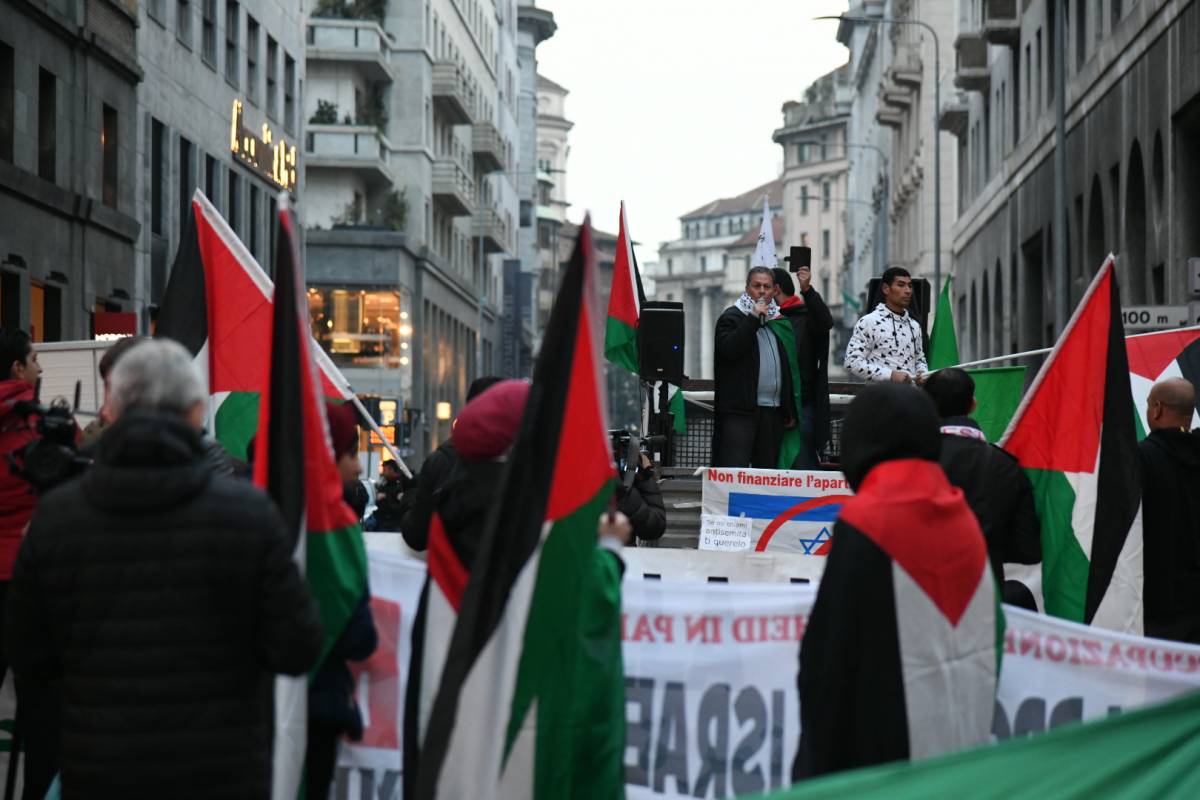 Insulti contro Israele e Sala: "Sionista, sei tu il terrorista"