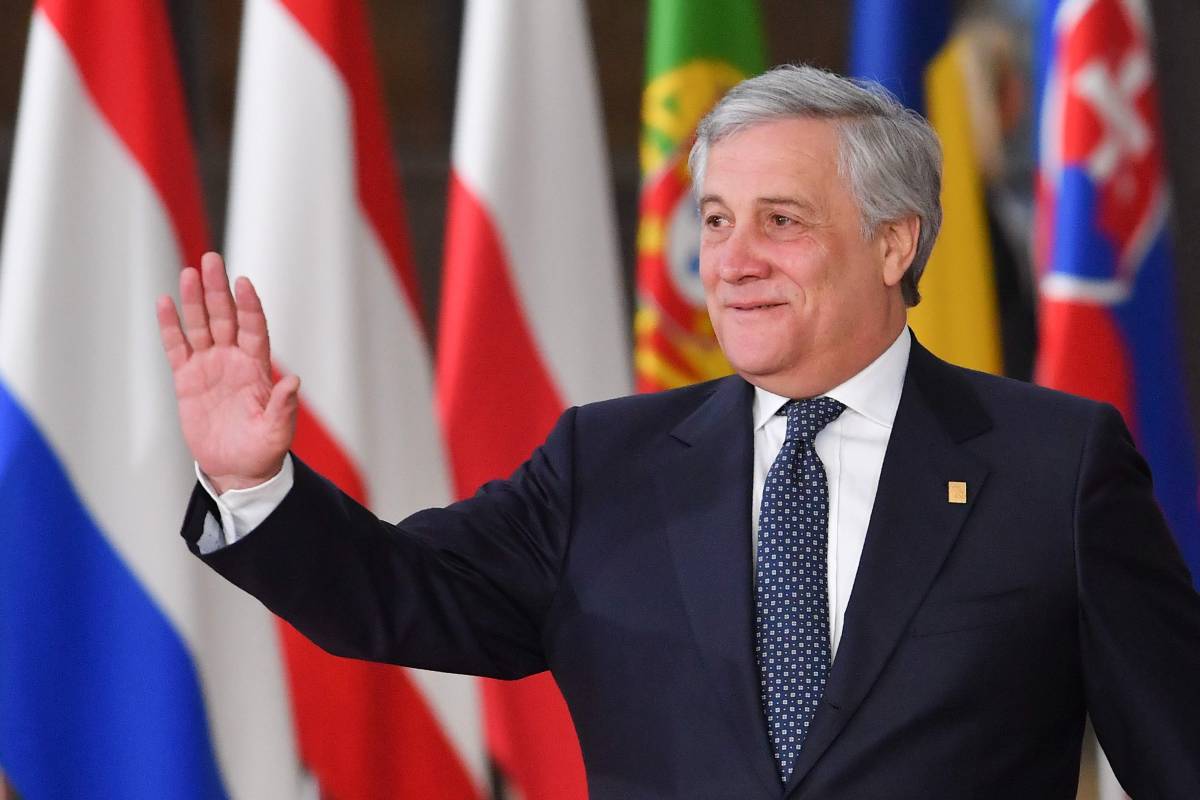 Tajani: "Guardia alzata, il pericolo non è finito"