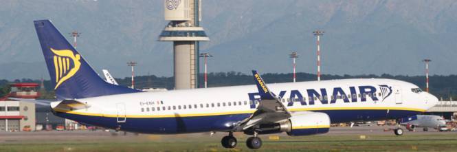 Ryanair, il volo della speranza: 9 ore per Roma-Palermo