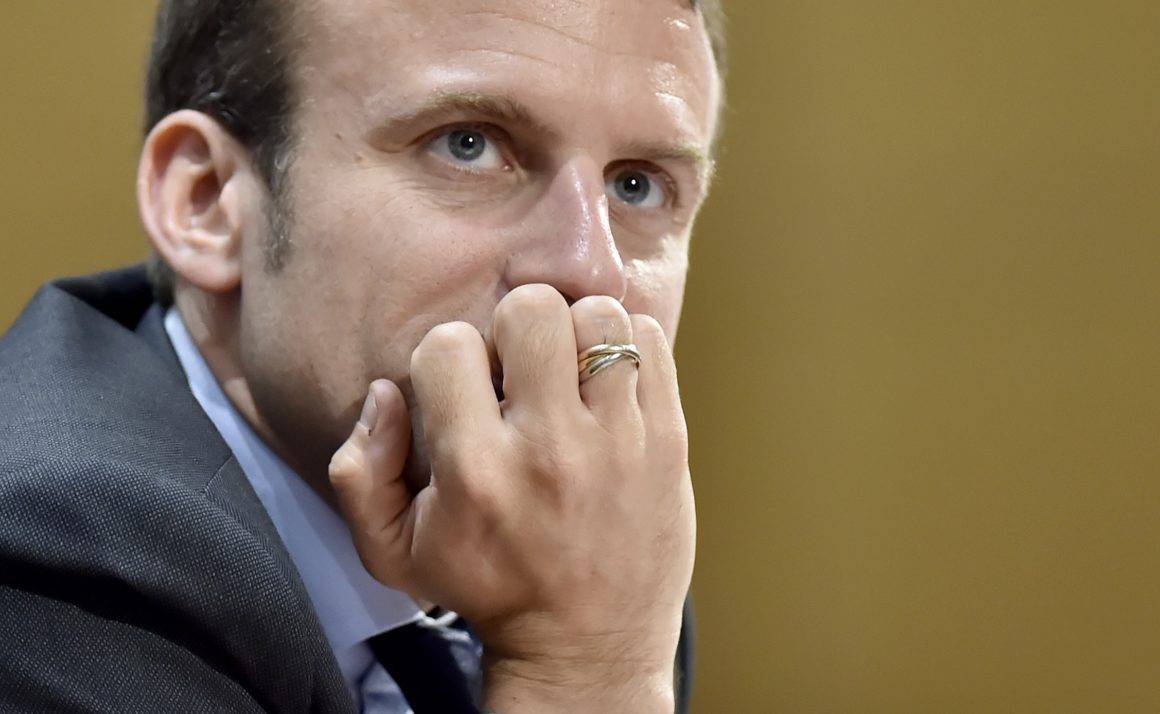Francia, Macron crolla nei sondaggi: la Le Pen vola al 24% 