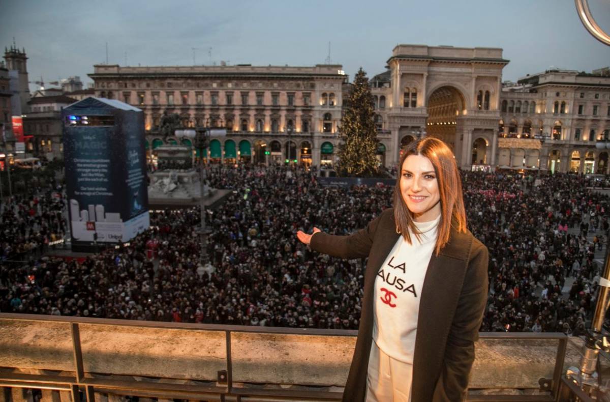 Folla in Duomo per Laura Pausini