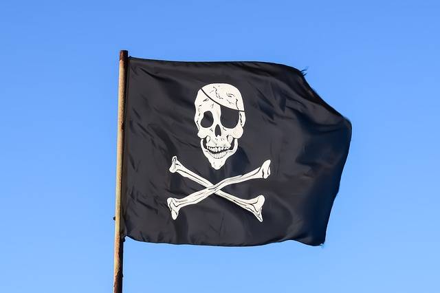 Sposò il fantasma di un pirata: ora annuncia il divorzio