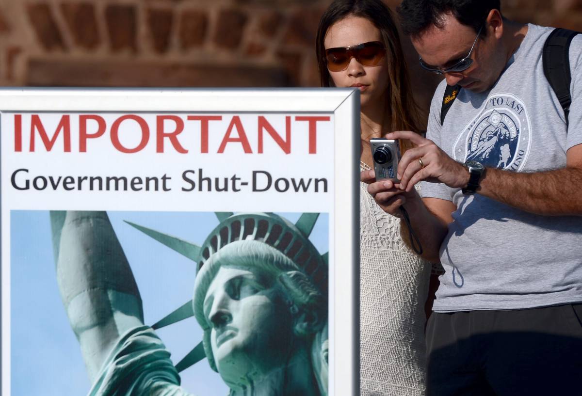 Trump "congela" gli Stati Uniti: lo shutdown blocca le agenzie