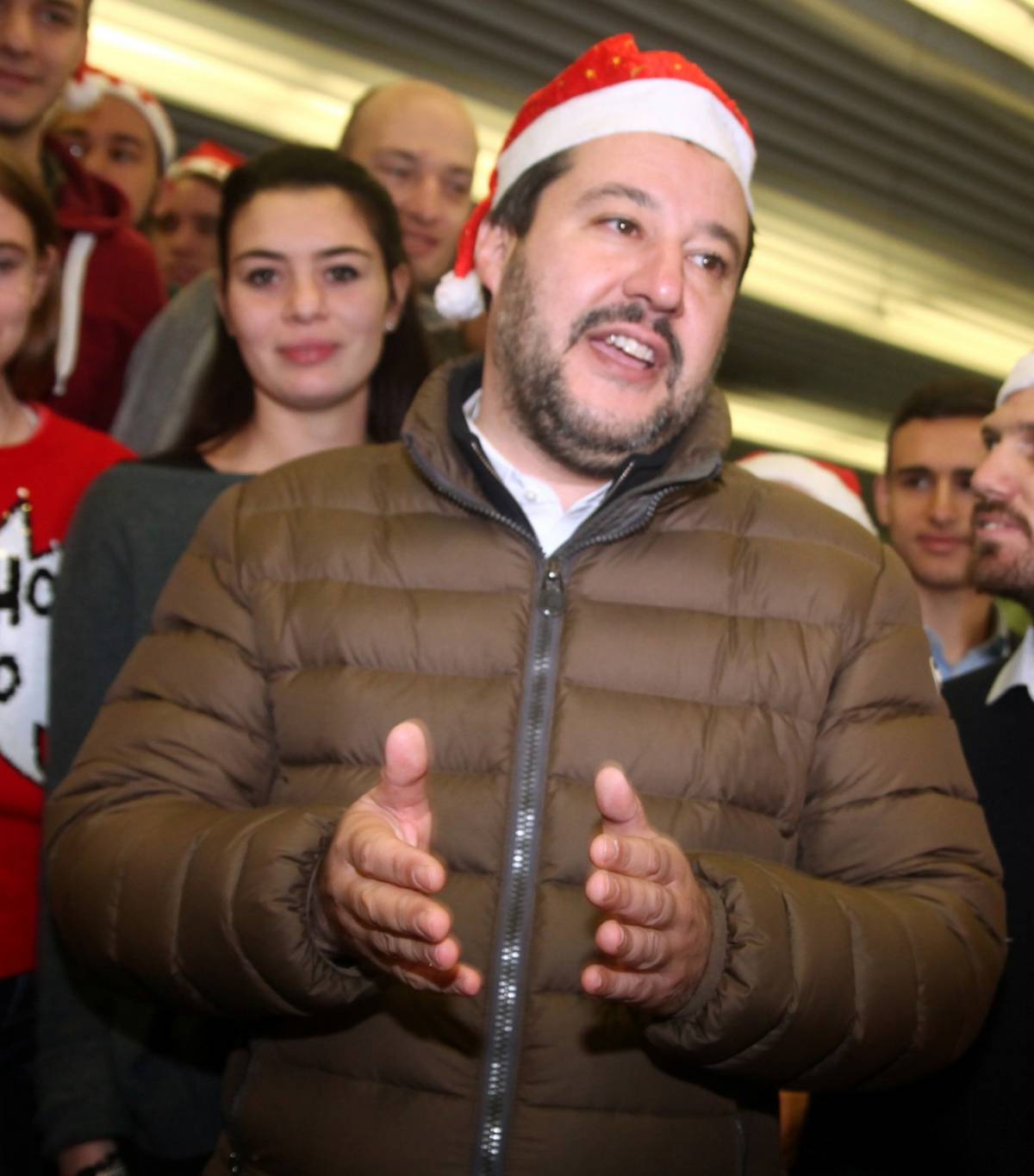 Il Natale di Salvini: ravioli in brodo a casa dei genitori