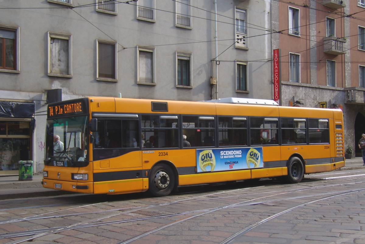 Biglietti tram e metro a due euro, la Regione stoppa il Comune