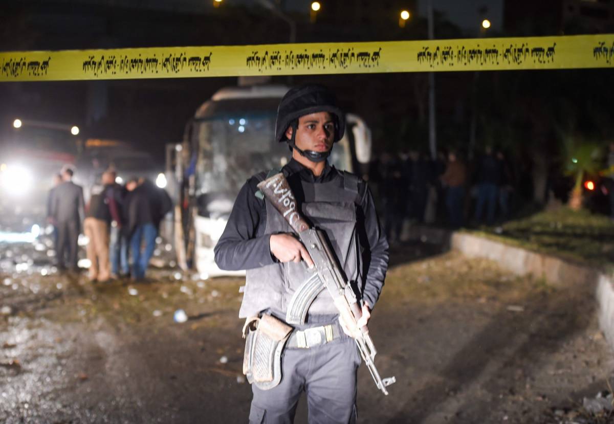 Egitto, guerra ai terroristi dopo l'attentato: uccisi 40 presunti jihadisti