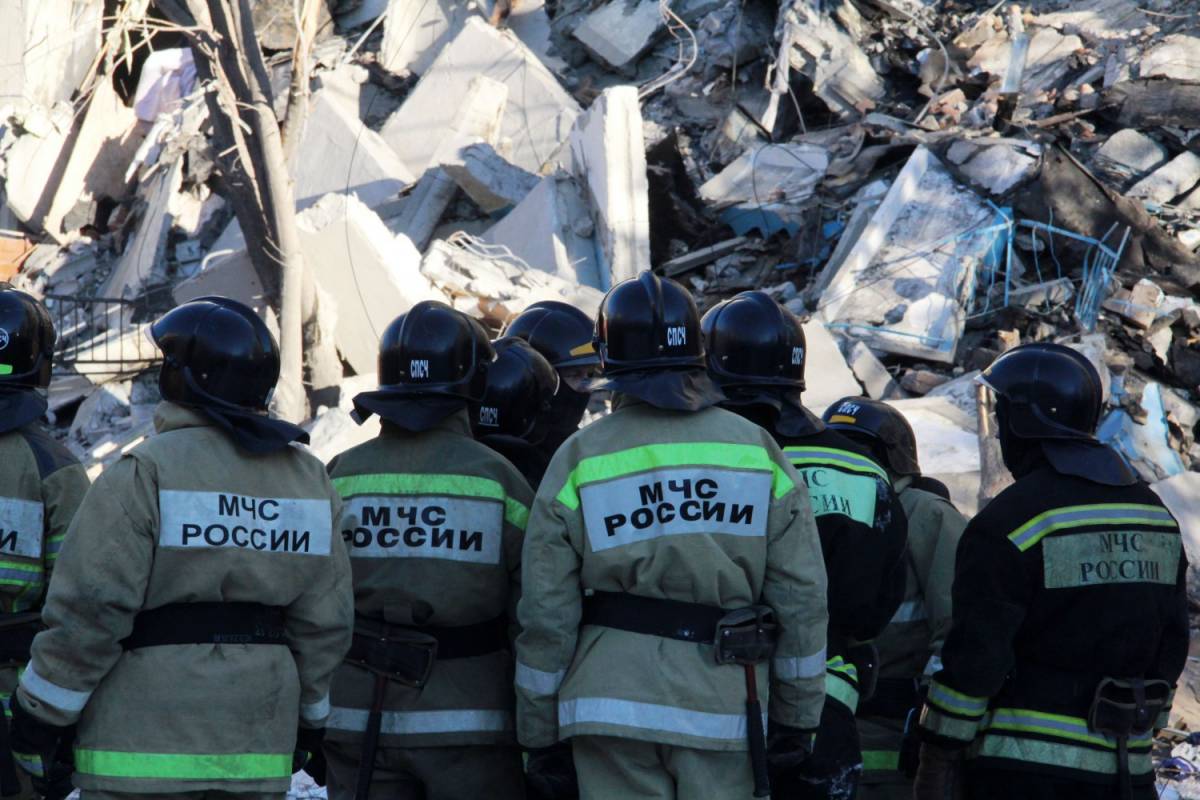 Russia, a 35 ore dal crollo di un palazzo estratto vivo bimbo di 11 mesi