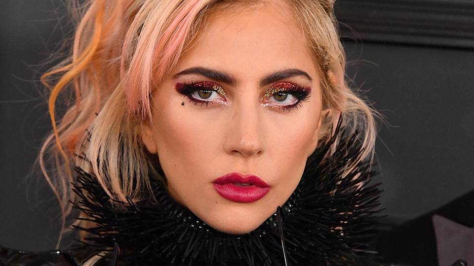 Lady Gaga: un 2019 a tutto ritmo. In arrivo una linea di cosmetici 