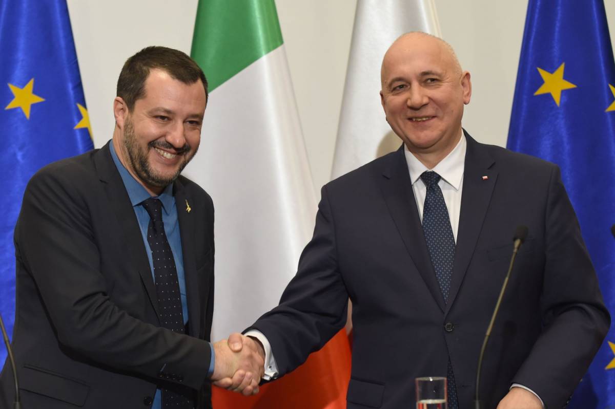 Salvini in Polonia per l'asse sovranista: "Una nuova primavera europea"