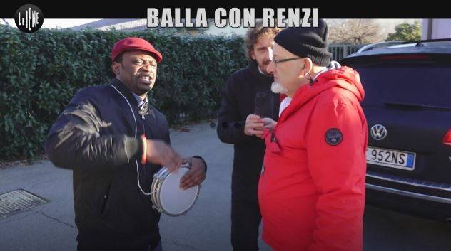 Tiziano Renzi insulta nigeriano: "Ora in tribunale, faccia di m..."