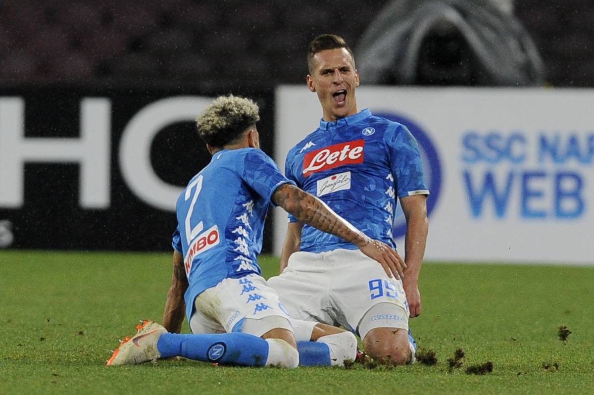 Il Napoli doma la Lazio: gli azzurri vincono 2-1 al San Paolo