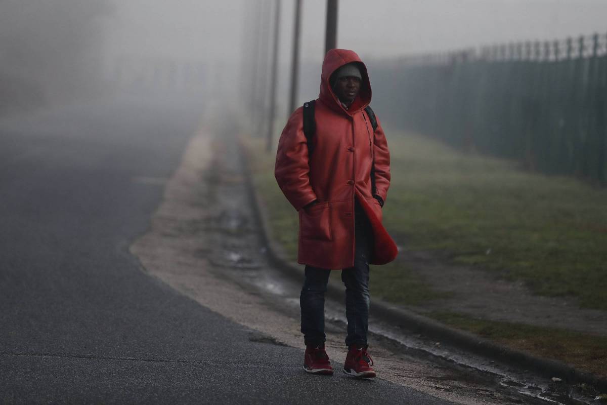 Castelnuovo, migranti in fuga verso le stazioni della Capitale