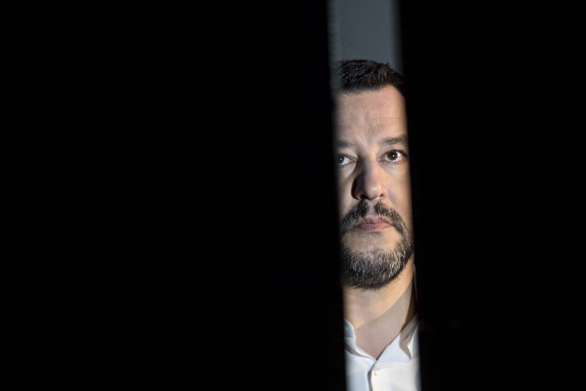 M5s vuole Salvini alla sbarra: "Diremo sì all'autorizzazione"