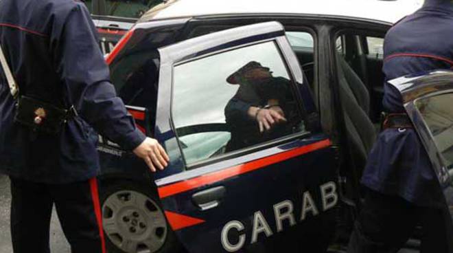 Sanremo, entraneuse straniere sono irregolari: 30mila euro di multa al night
