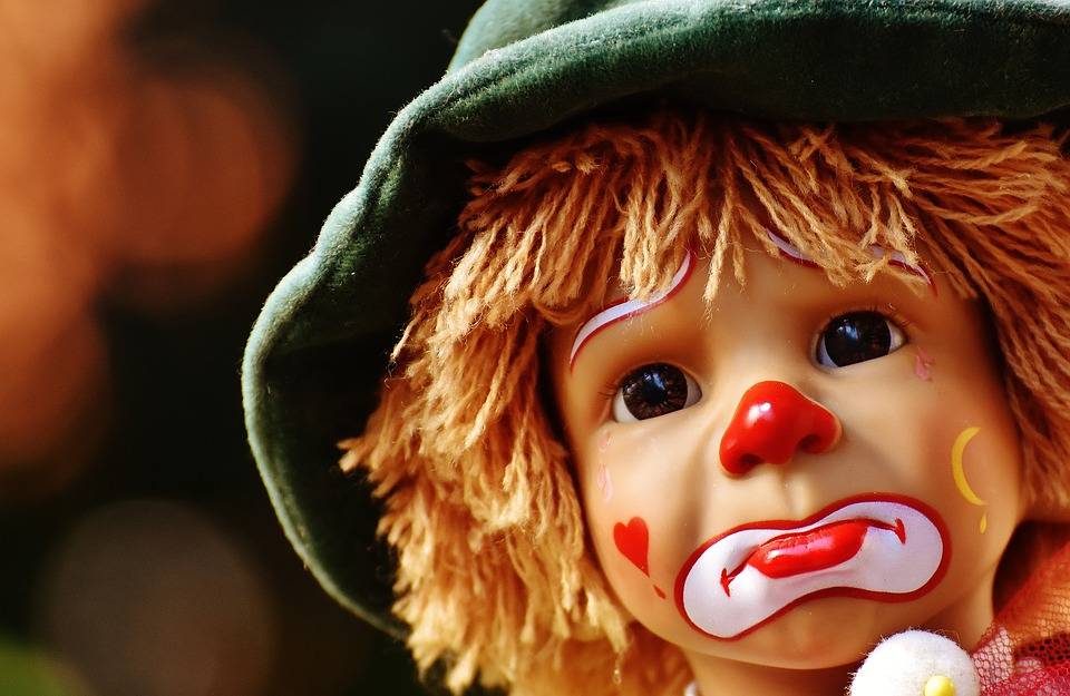 "Un'offerta per i bimbi malati": la truffa di Clown Paperone