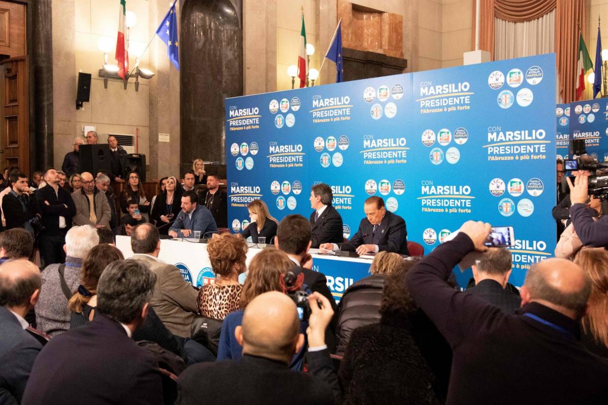 Vicini ma lontani: il centrodestra riprova a formare l'alleanza Salvini-Berlusconi