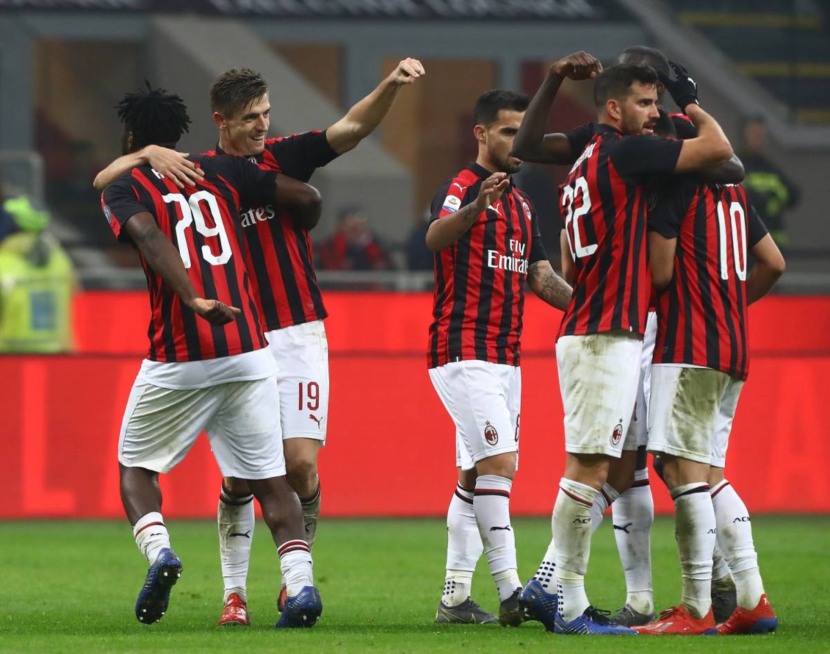 Il Milan ne fa tre al Cagliari: i rossoneri si riprendono il quarto posto