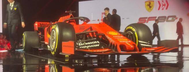 Ferrari, la nuova SF90 fa discutere sul colore: rosso opaco tendente all'arancione?
