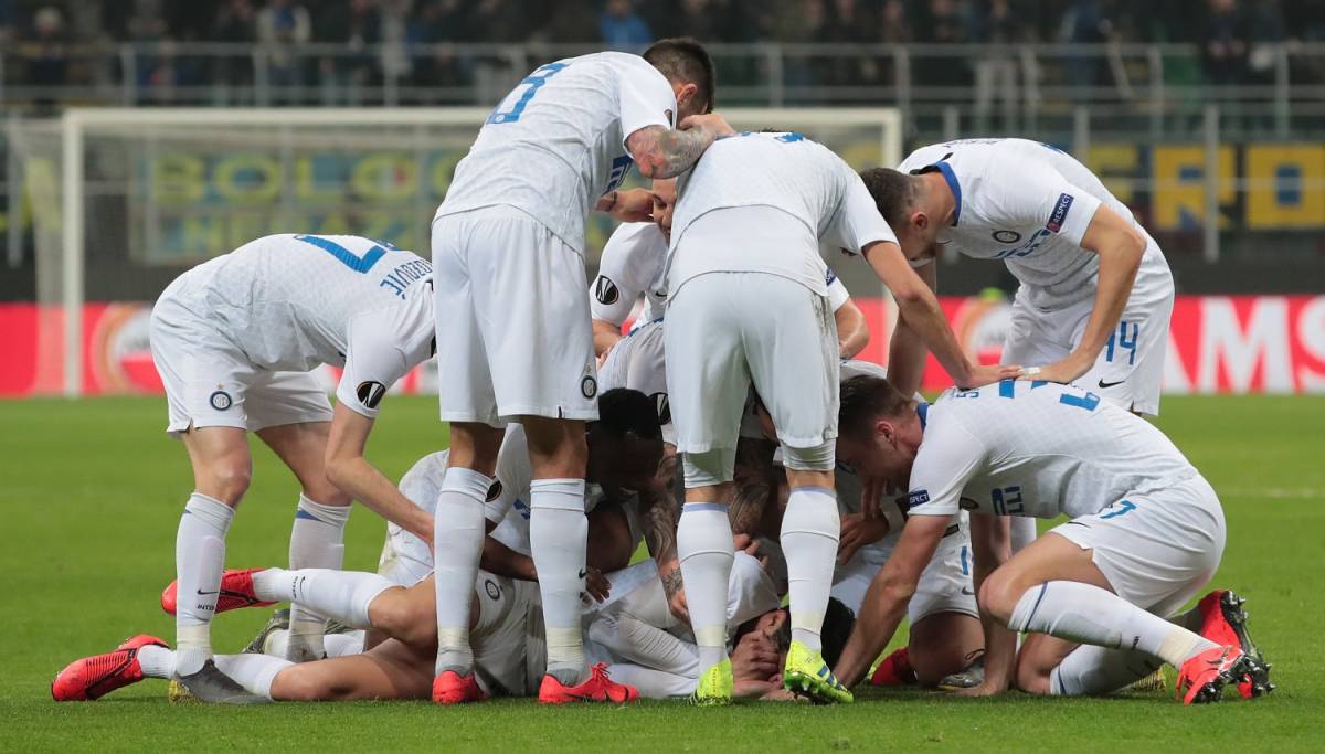 L'Inter doma 4-0 il Rapid Vienna: nerazzurri agli ottavi di Europa League