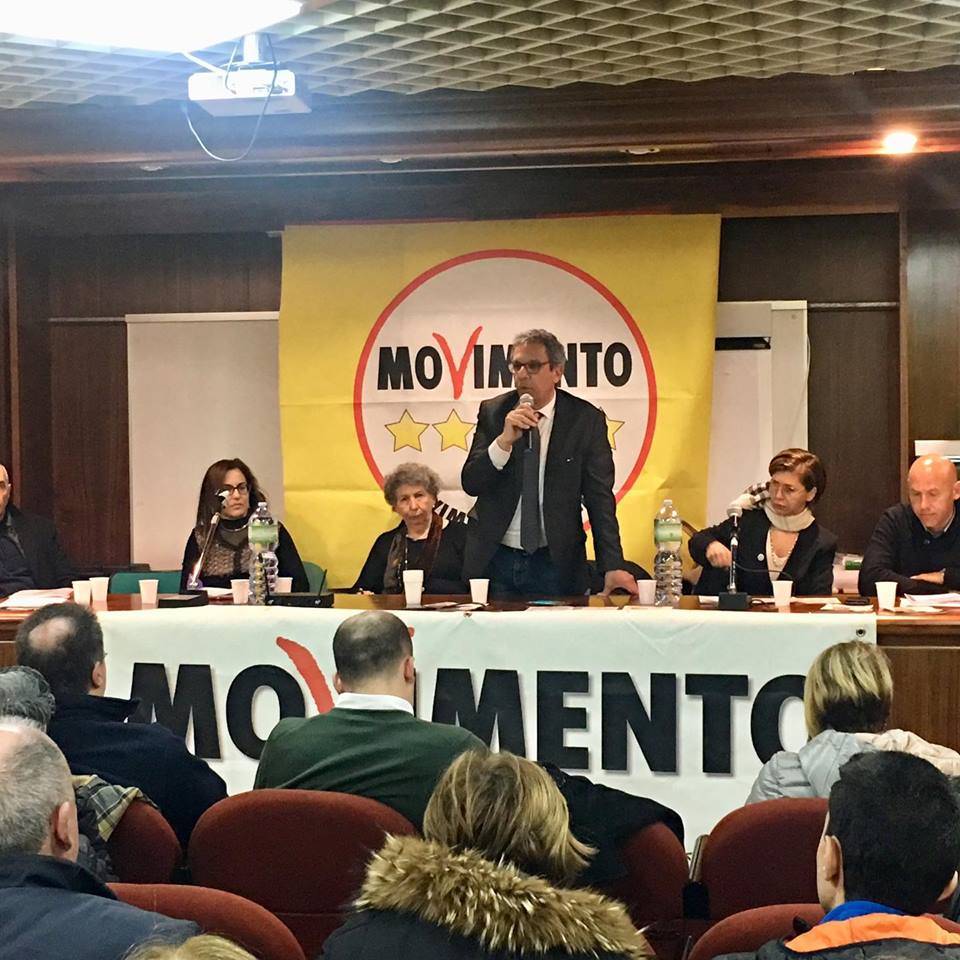 Elezioni Sardegna, il M5S perde anche "a casa sua"