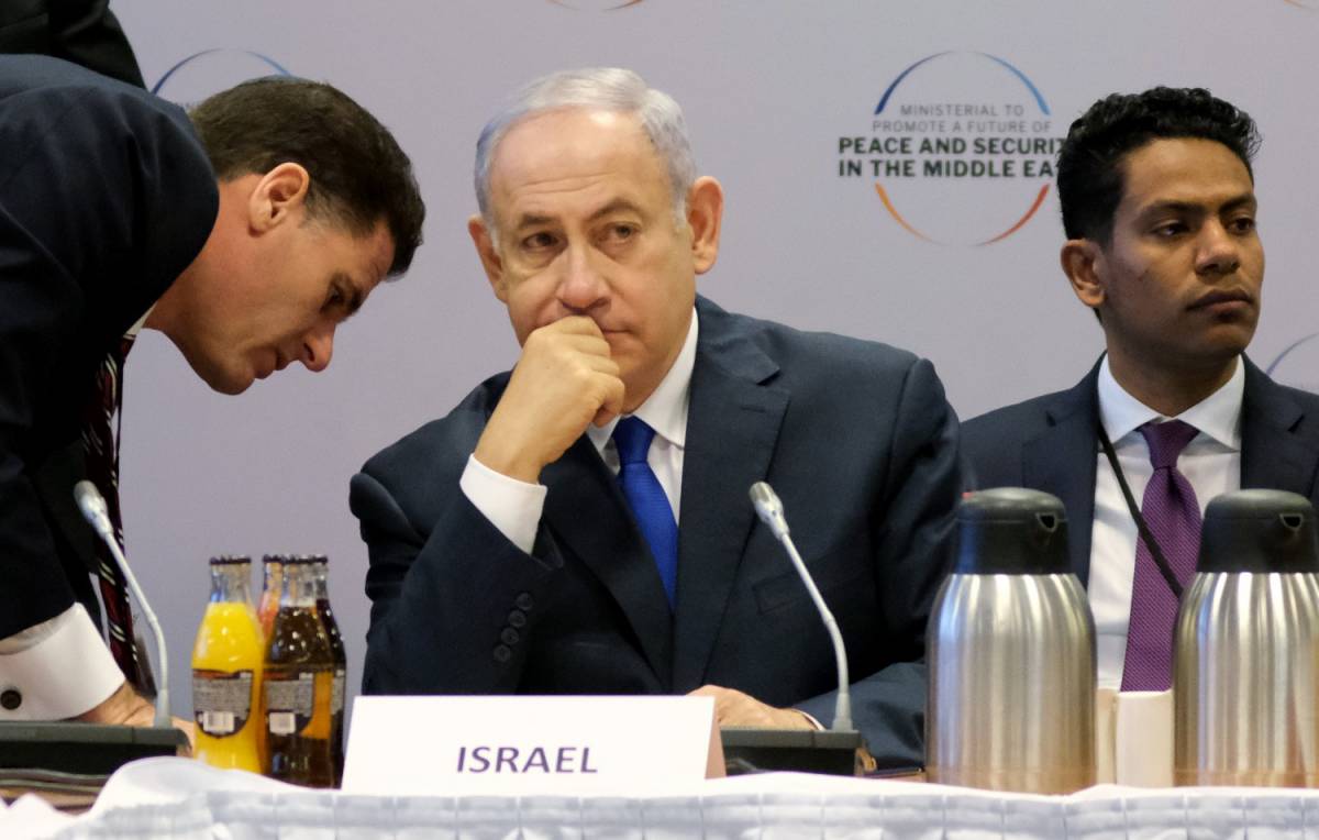 Israele, Netanyahu verso l'incriminazione per corruzione