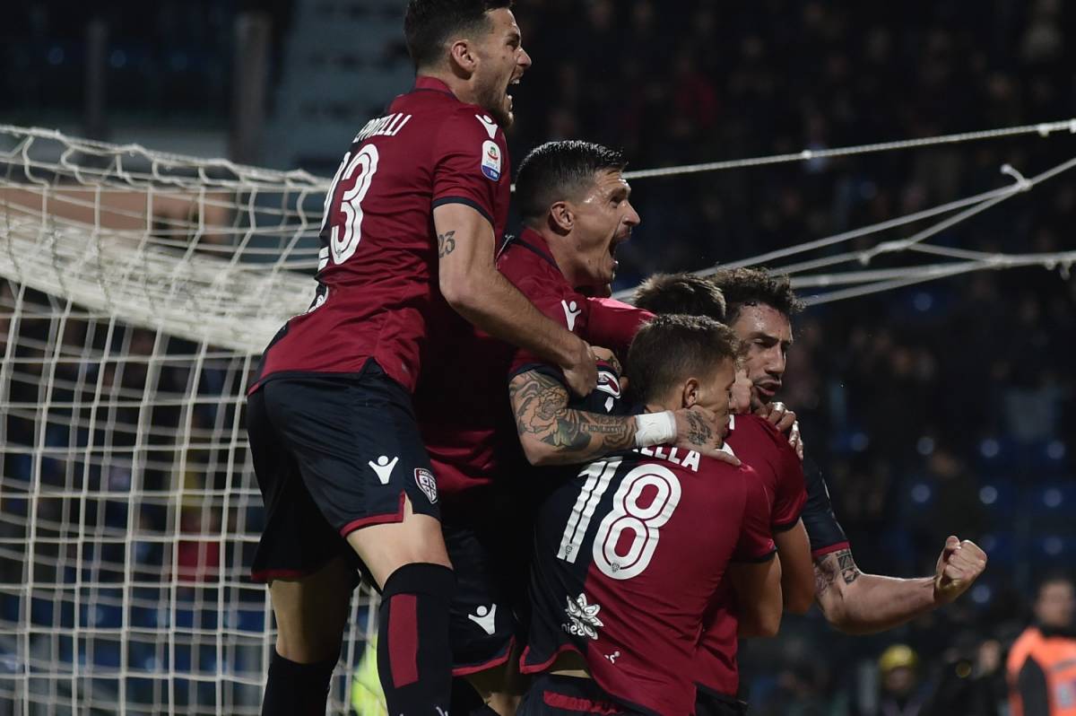 L'Inter inciampa a Cagliari: i sardi si impongono 2-1. Terzo posto a rischio